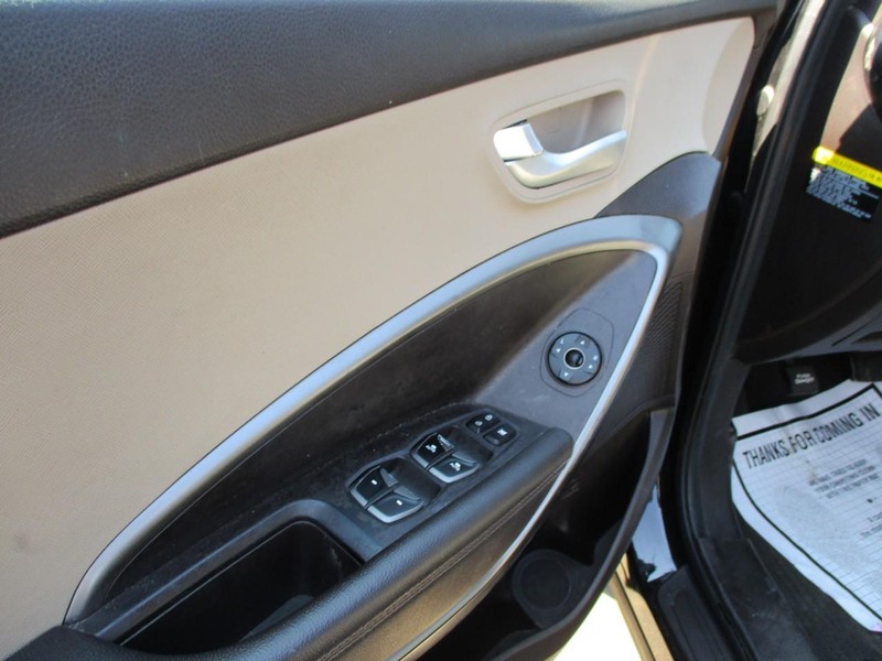 Hyundai Santa Fe Sport Vehicle Image 06