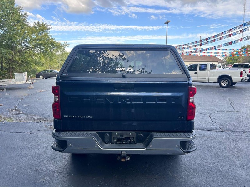 Chevrolet Silverado 1500 Vehicle Image 04