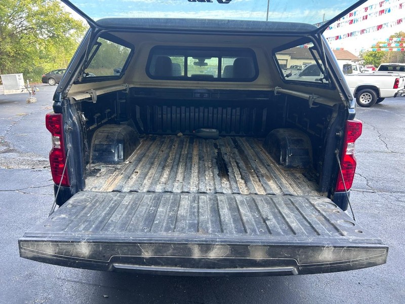 Chevrolet Silverado 1500 Vehicle Image 05