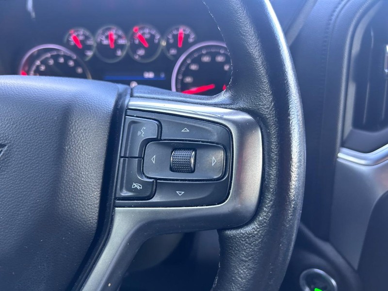 Chevrolet Silverado 1500 Vehicle Image 11