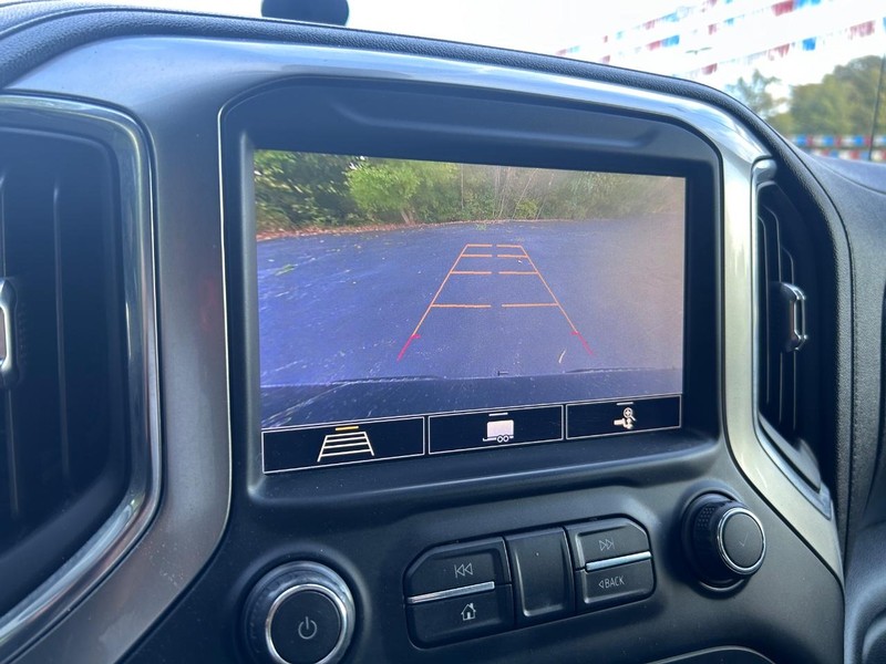 Chevrolet Silverado 1500 Vehicle Image 18