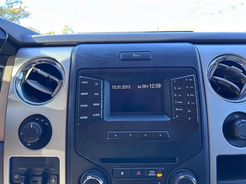 Ford F-150 Vehicle Image 12