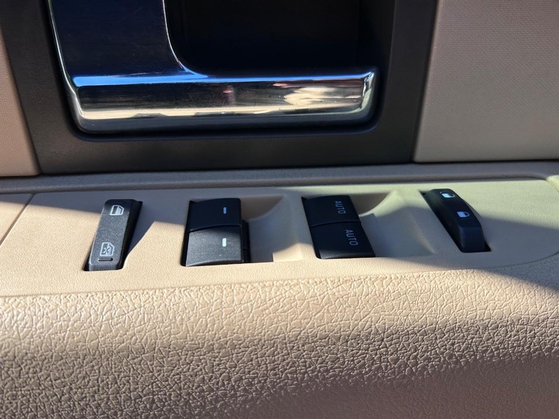 Ford F-150 Vehicle Image 15