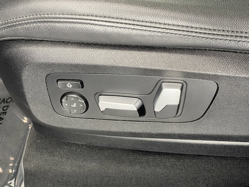 BMW X5 Vehicle Full-screen Gallery Image 19