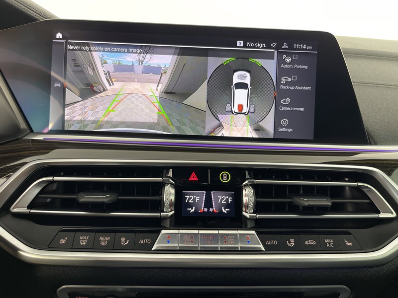 BMW X5 Vehicle Full-screen Gallery Image 28