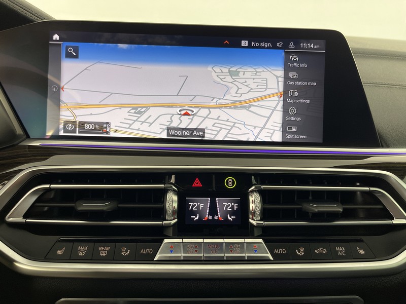 BMW X5 Vehicle Full-screen Gallery Image 29