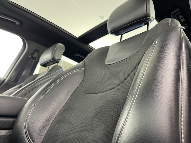 Ford Edge Vehicle Full-screen Gallery Image 23