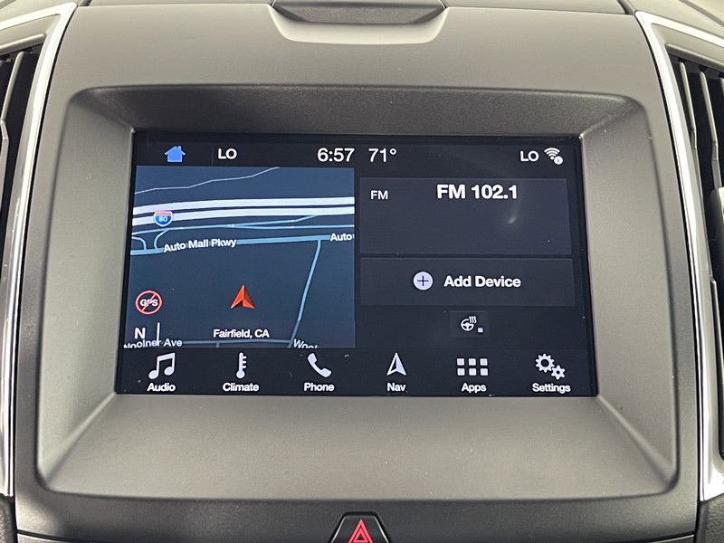 Ford Edge Vehicle Full-screen Gallery Image 30