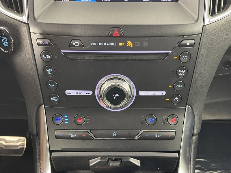 Ford Edge Vehicle Full-screen Gallery Image 34