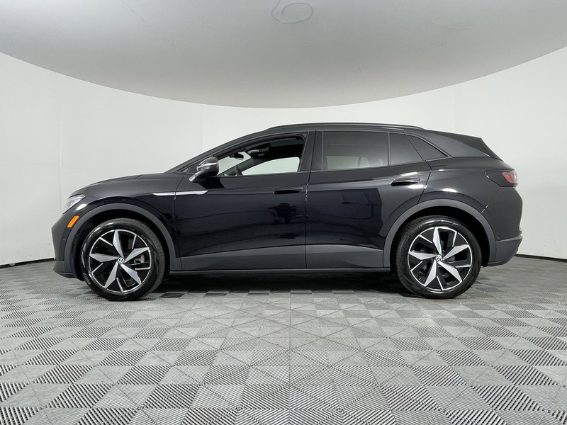 Volkswagen ID.4 Vehicle Full-screen Gallery Image 09