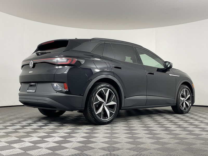 Volkswagen ID.4 Vehicle Full-screen Gallery Image 15