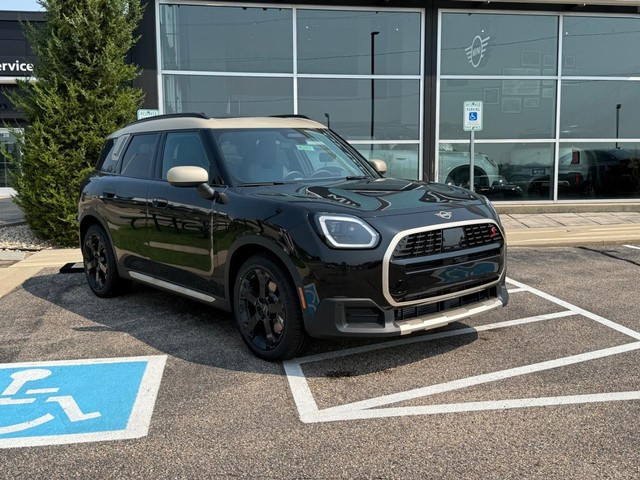 Madison WI 2025 MINI Countryman more details - mini countryman