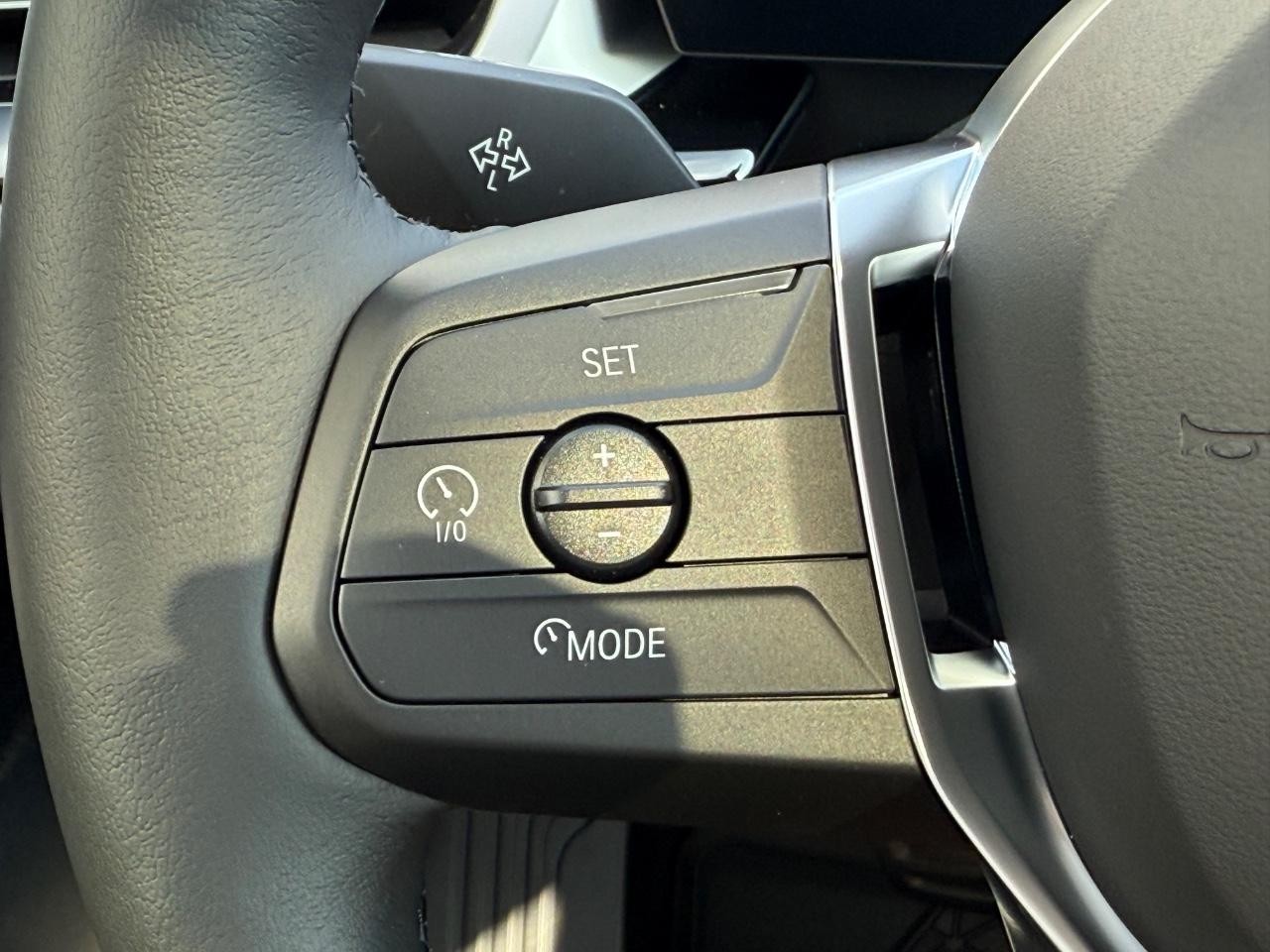 BMW X1 Vehicle Image 12