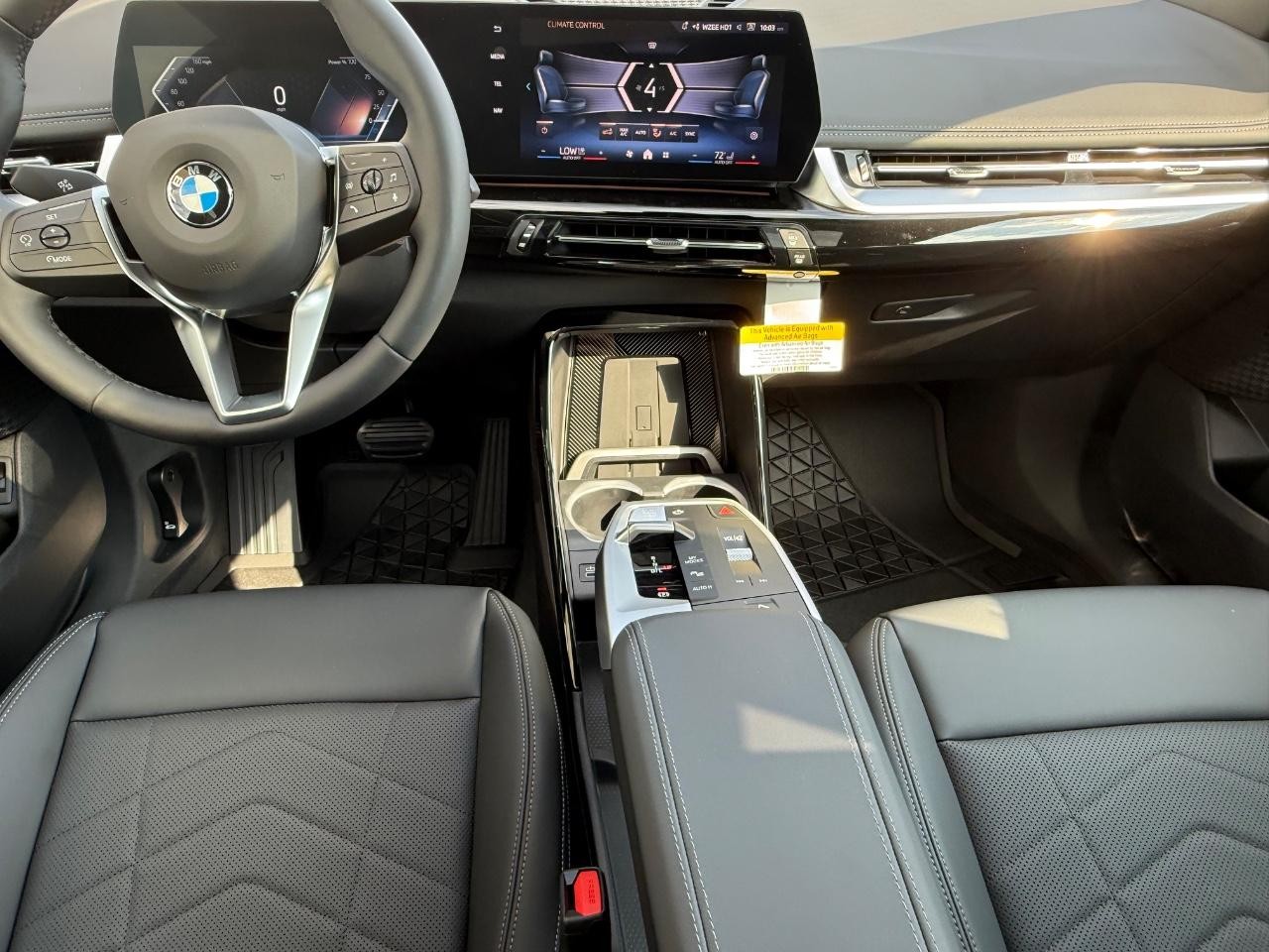 BMW X1 Vehicle Image 06