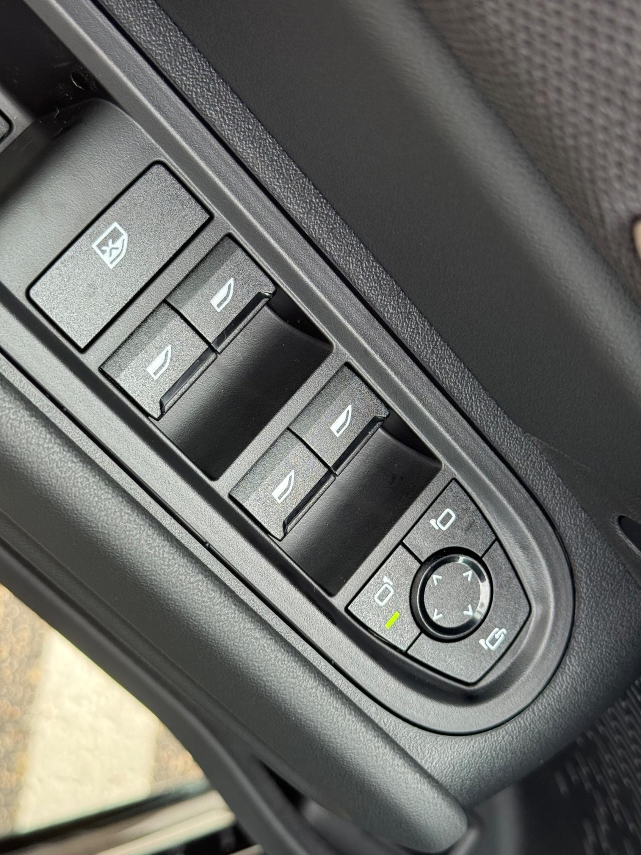 MINI Countryman Vehicle Image 14
