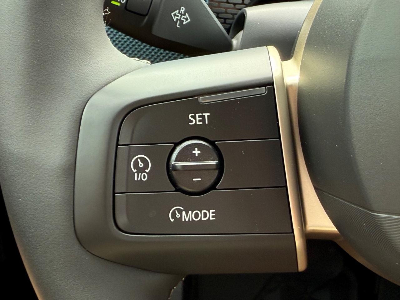 MINI Countryman Vehicle Image 10