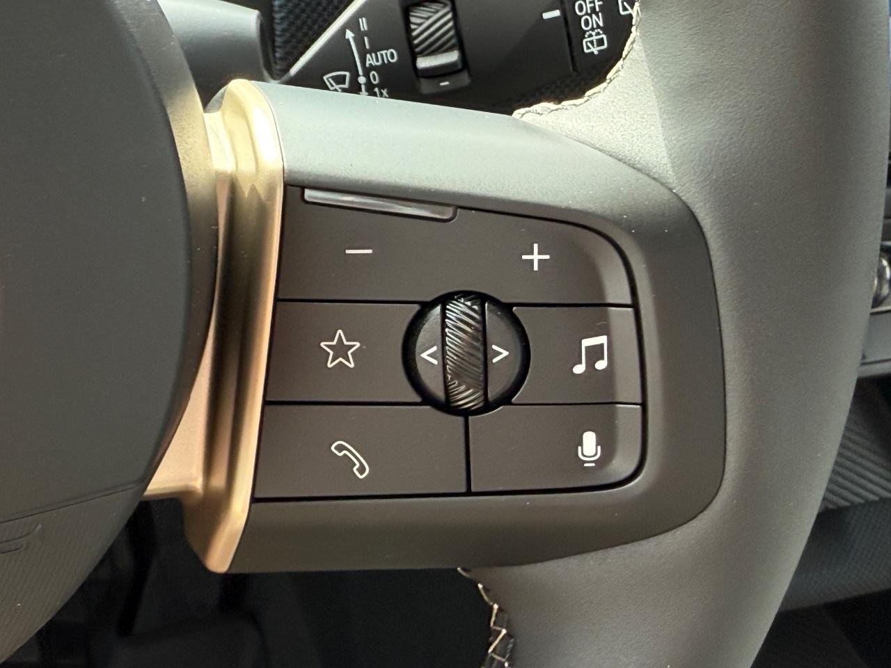 MINI Countryman Vehicle Image 11