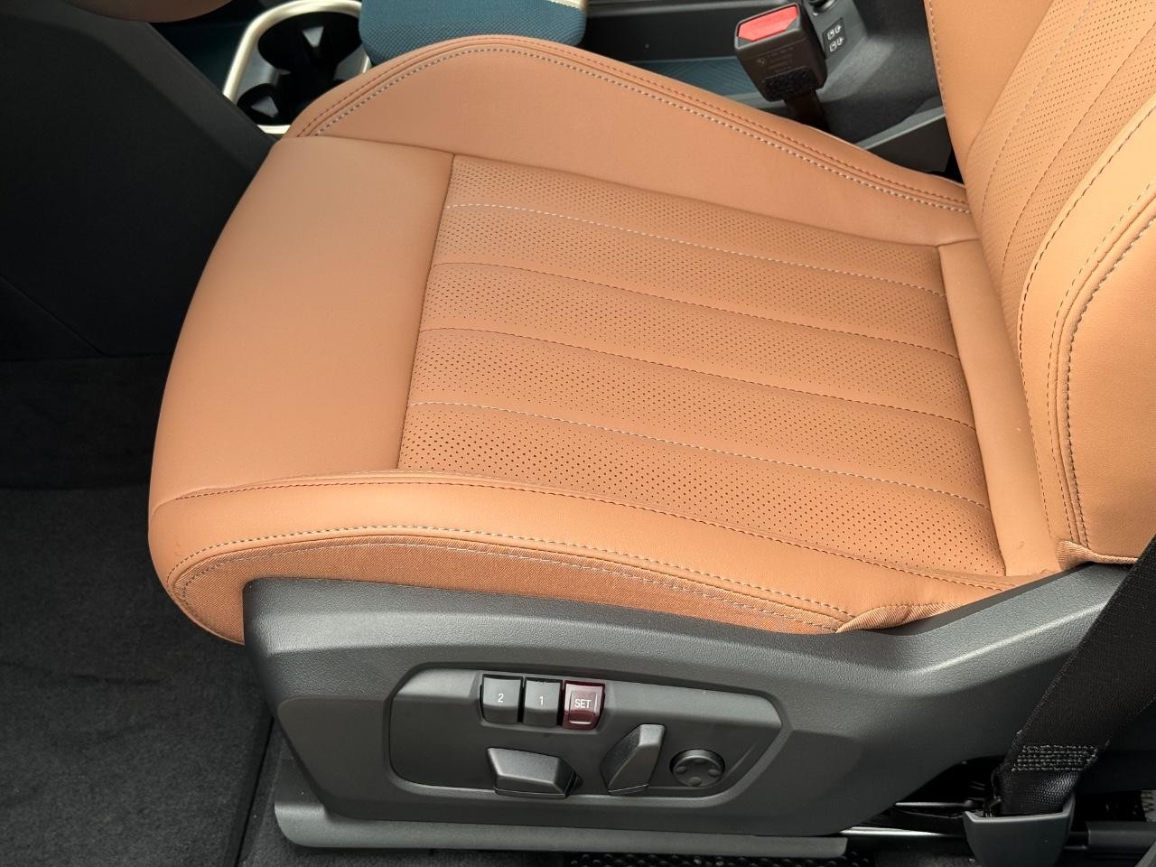MINI Countryman Vehicle Image 15