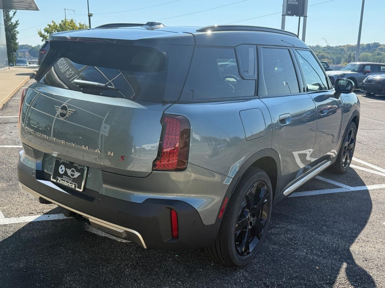 MINI Countryman Vehicle Image 03