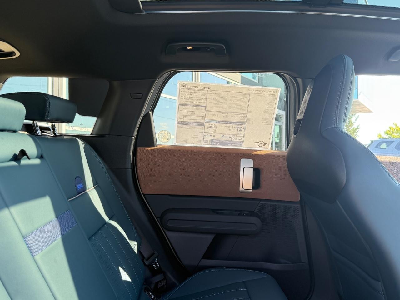 MINI Countryman Vehicle Image 05