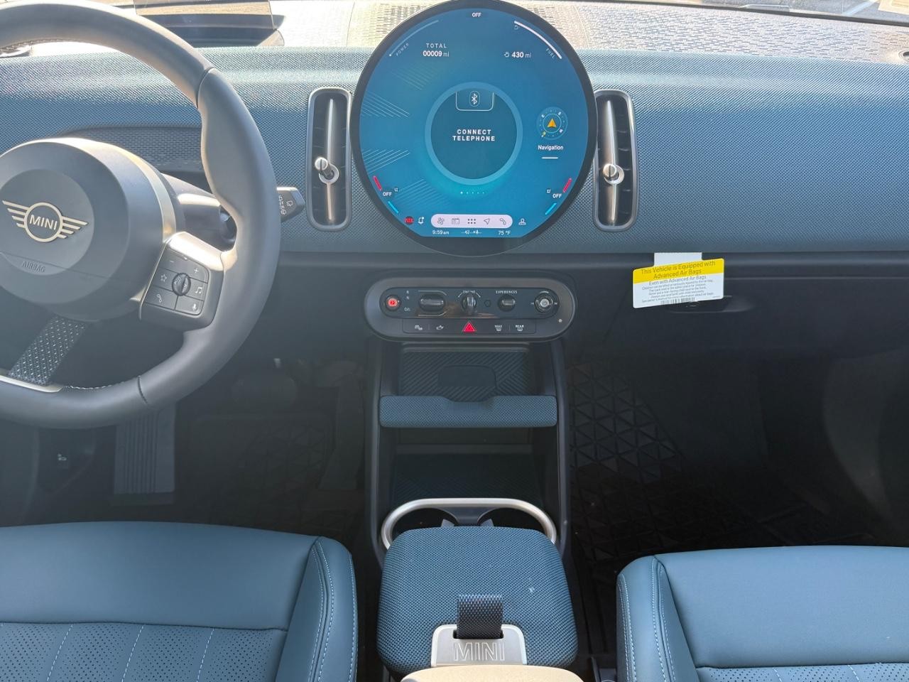 MINI Countryman Vehicle Image 06