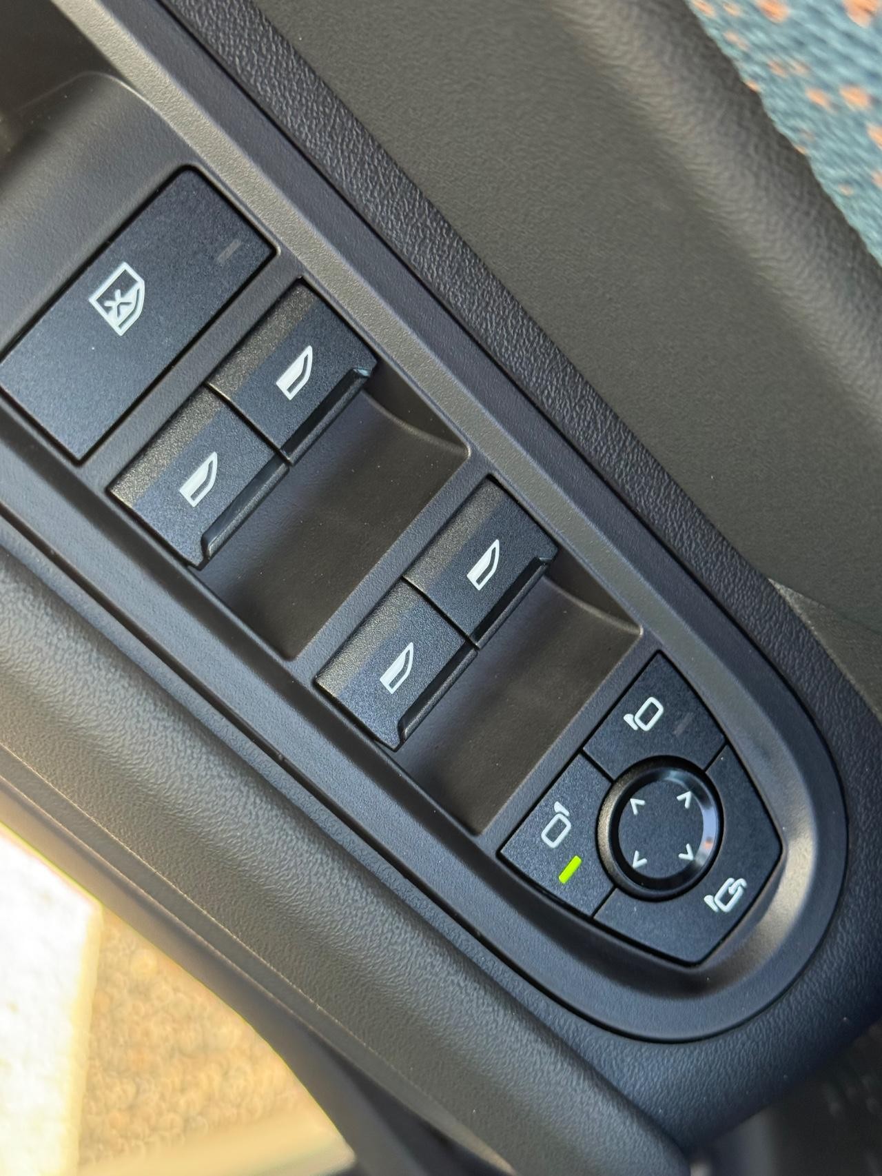 MINI Countryman Vehicle Image 15