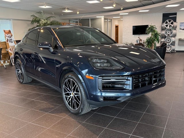 Madison WI 2024 Porsche Cayenne more details - porsche cayenne
