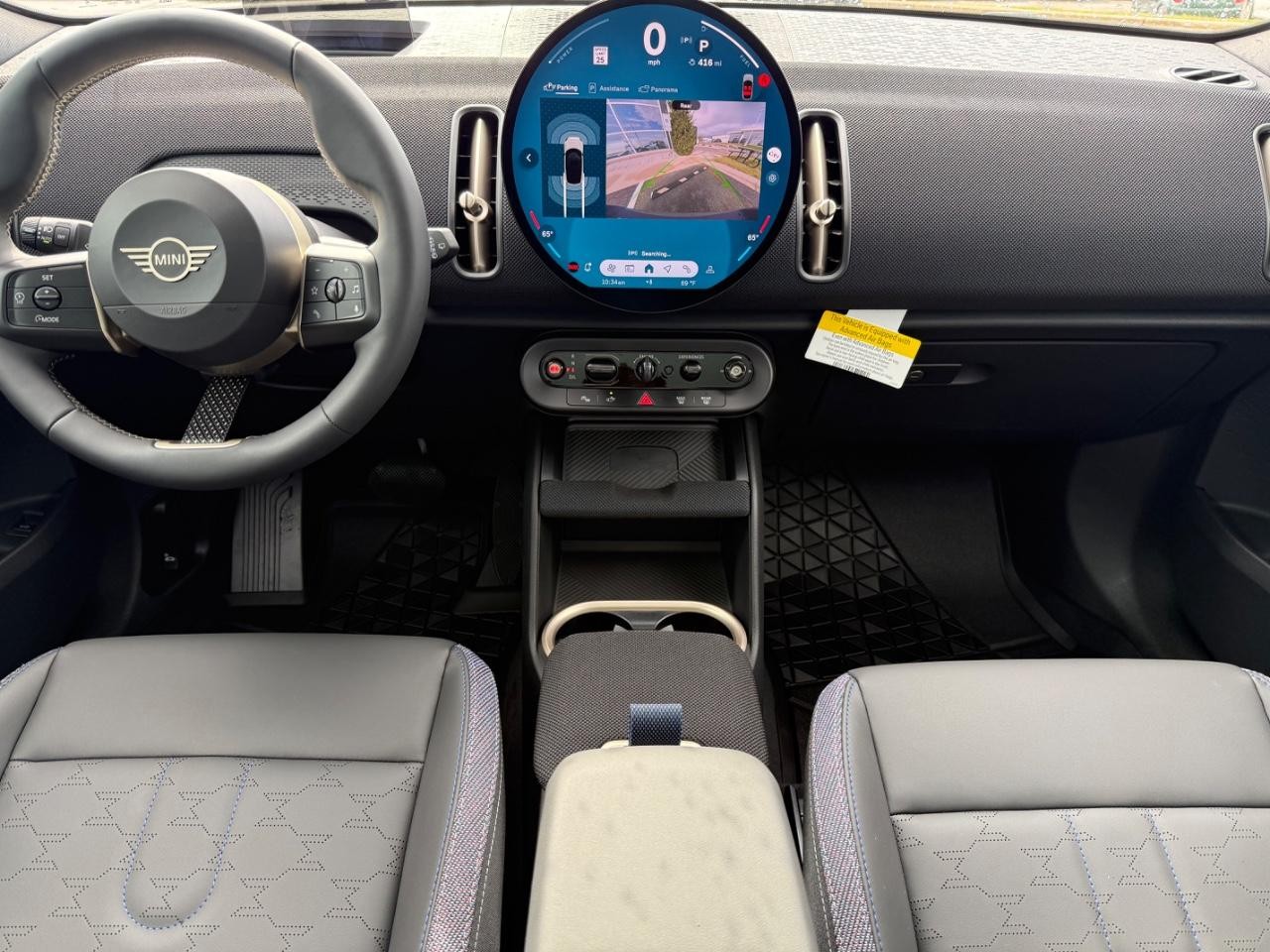 MINI Countryman Vehicle Image 06