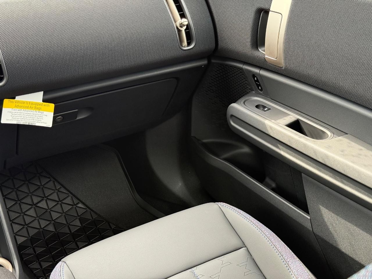 MINI Countryman Vehicle Image 09