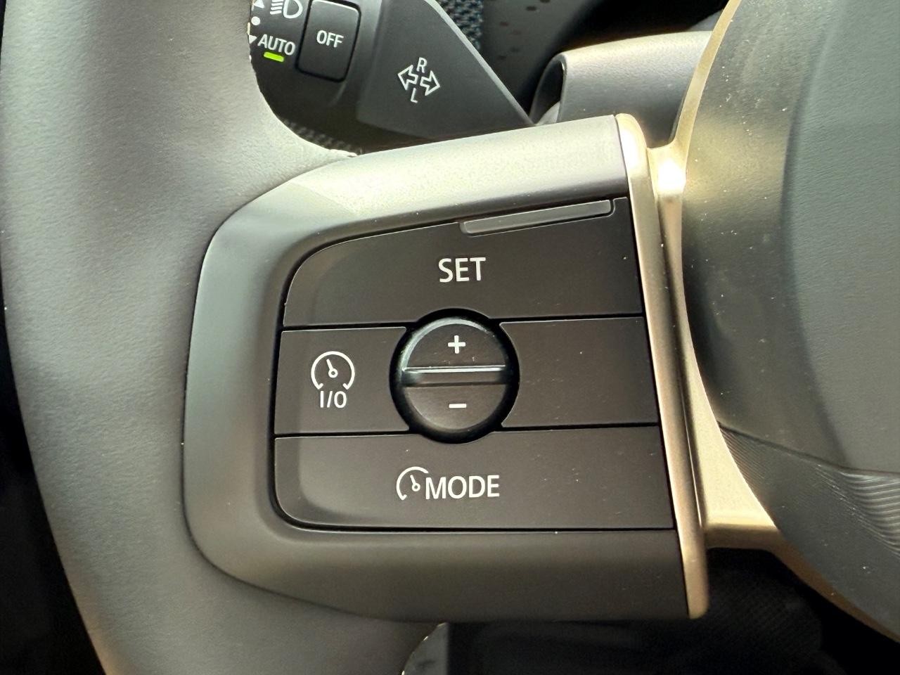 MINI Countryman Vehicle Image 10