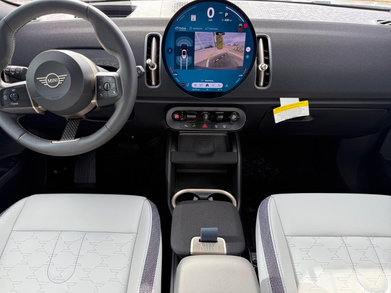 MINI Countryman Vehicle Image 06