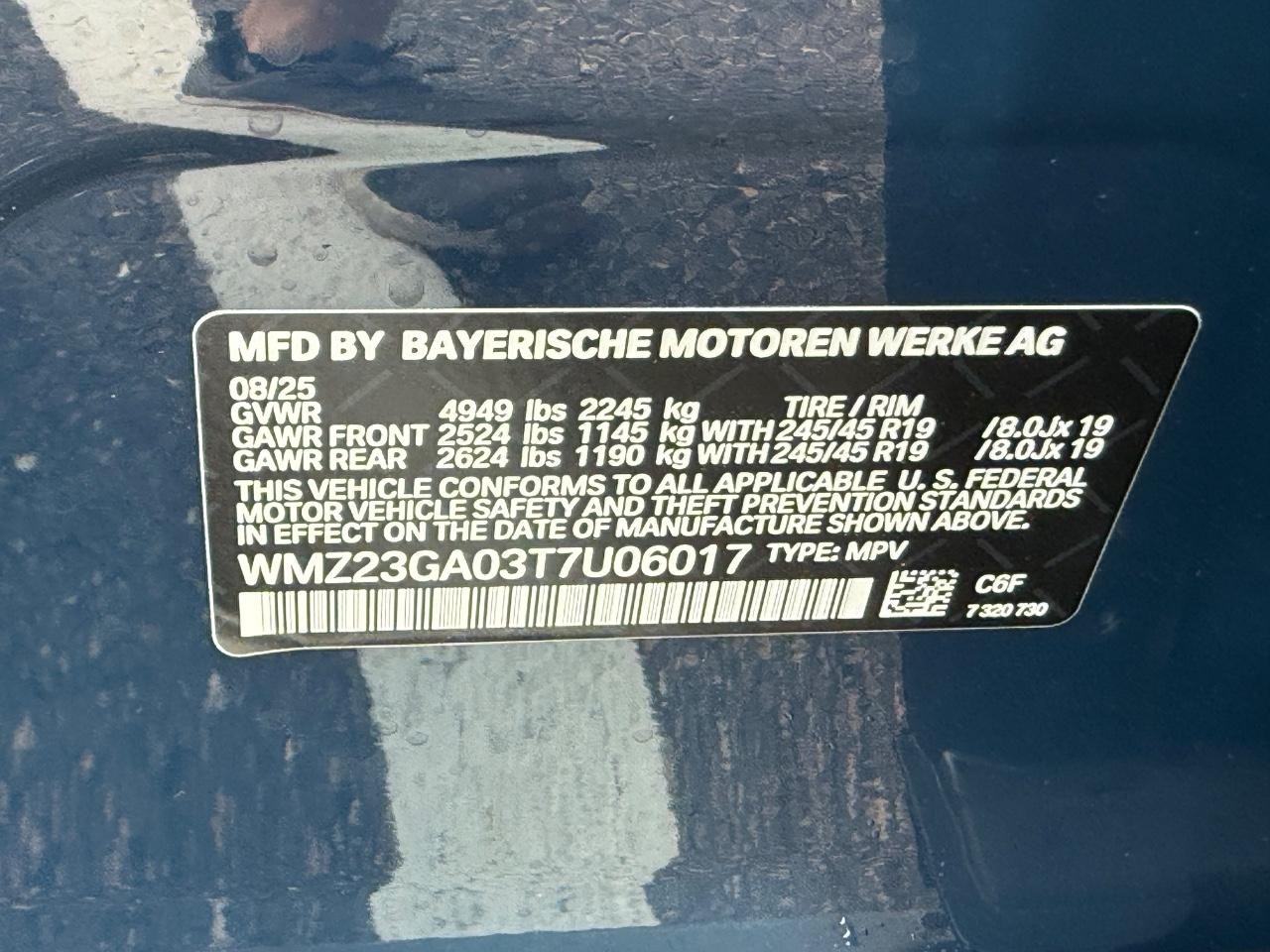 MINI Countryman Vehicle Image 16