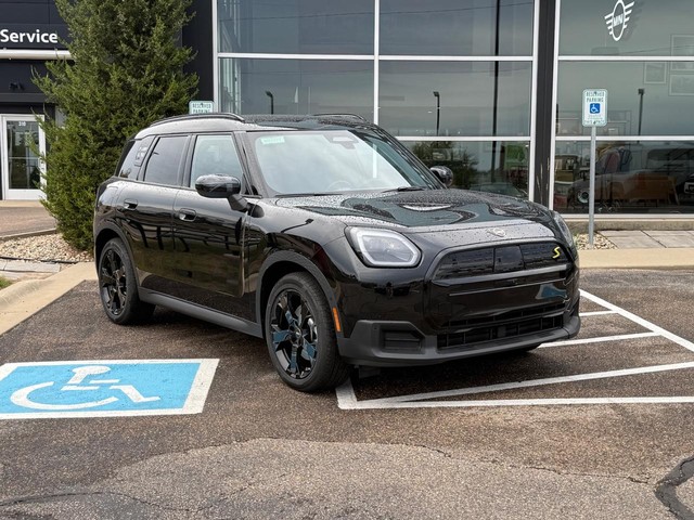 Madison WI 2025 MINI Countryman more details - mini countryman