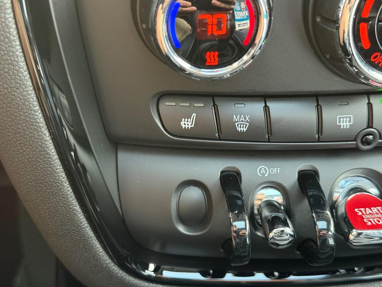MINI Clubman Vehicle Image 20