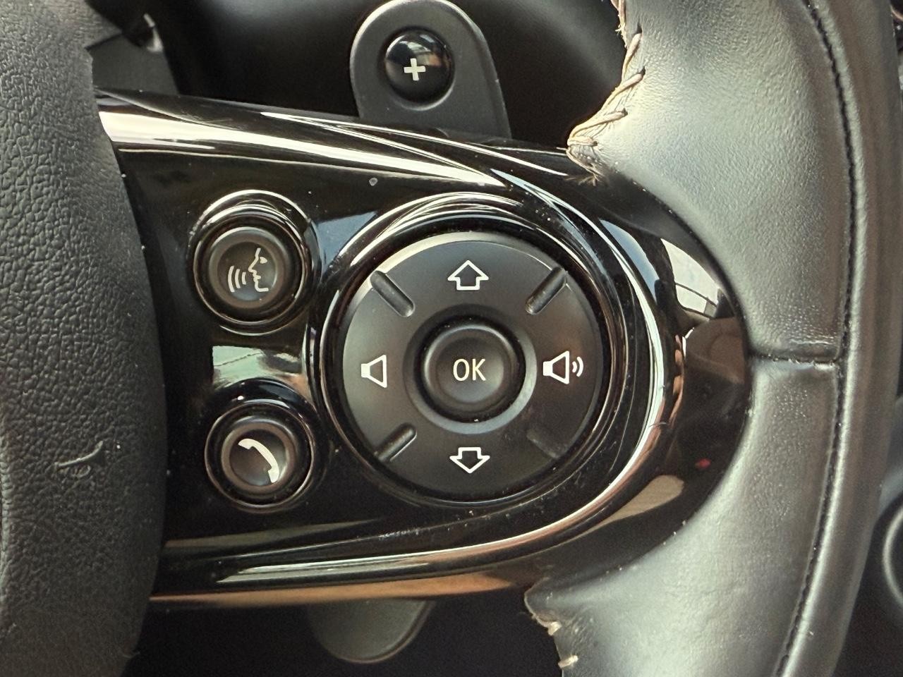 MINI Hardtop 2 Door Vehicle Image 17