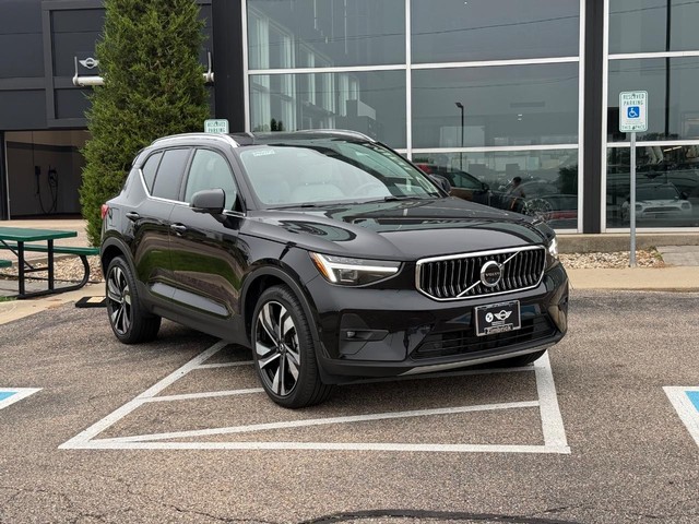 Madison WI 2023 Volvo XC40 more details - volvo xc40
