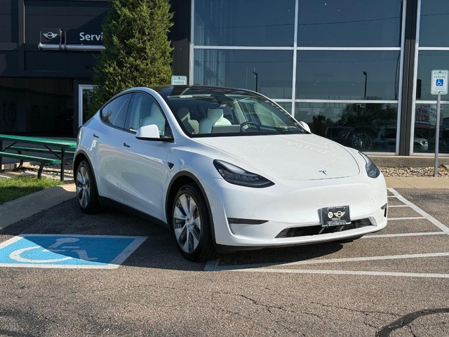 Madison WI 2020 Tesla Model Y more details - tesla model y