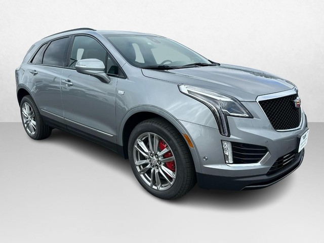 2025 Cadillac XT5 Sport's photo