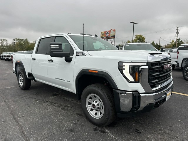 2025 GMC Sierra 2500HD Pro's photo