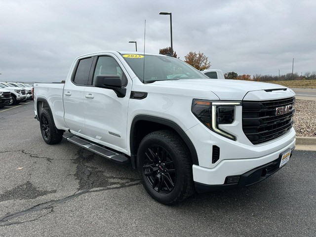 2023 GMC Sierra 1500 Elevation's photo