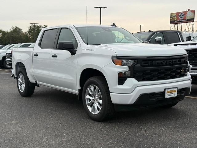 2026 Chevrolet Silverado Base's photo