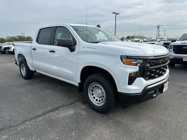 2026 Chevrolet Silverado Base's photo