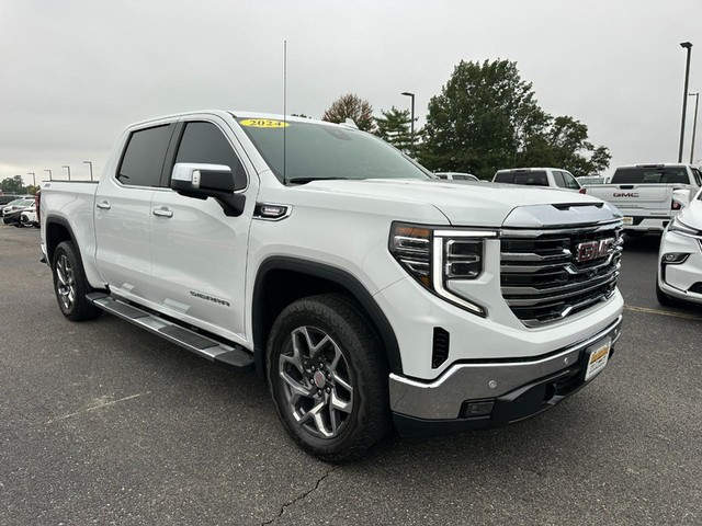 2024 GMC Sierra 1500 SLT's photo