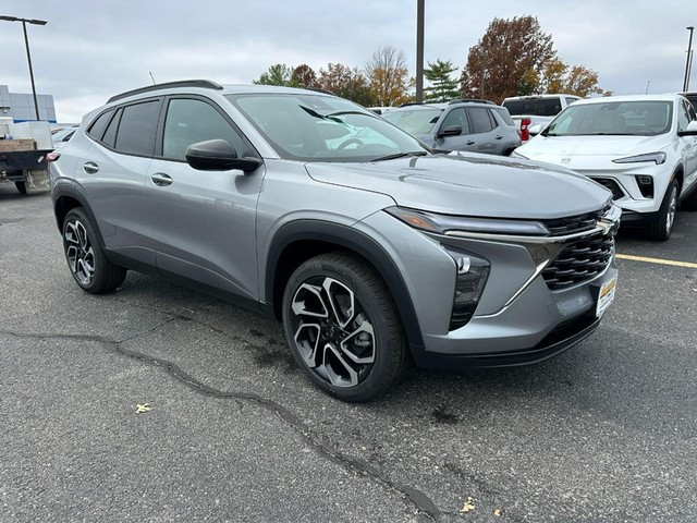 2026 Chevrolet Trax RS's photo