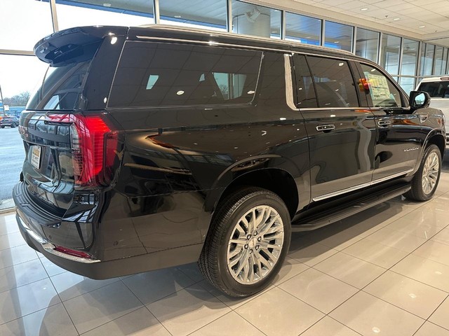 2026 GMC Yukon XL Elevation's photo