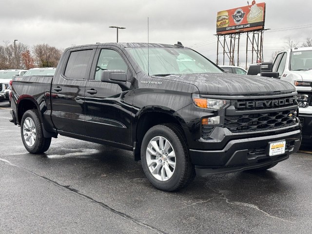 2026 Chevrolet Silverado Base's photo