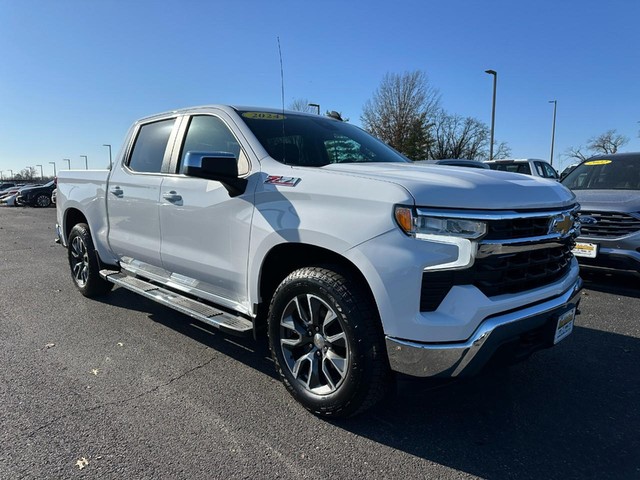 2024 Chevrolet Silverado 1500 LT's photo