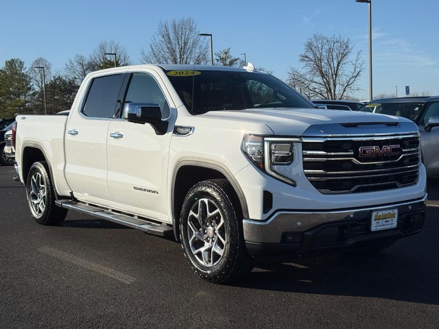 2024 GMC Sierra 1500 SLT's photo