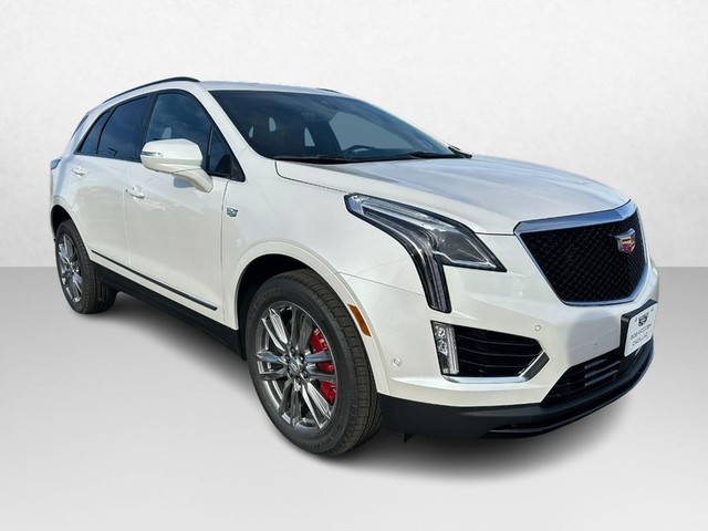 2026 Cadillac XT5 Sport's photo