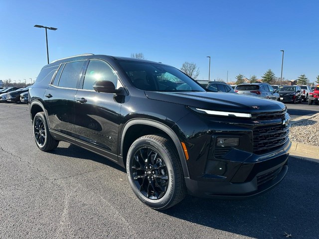 2026 Chevrolet Traverse LT's photo